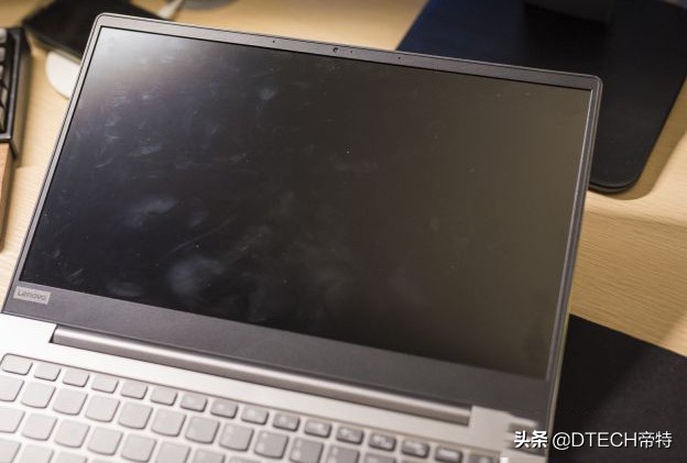 如何清理笔记本灰尘（笔记本显示器屏幕的清洁方式）