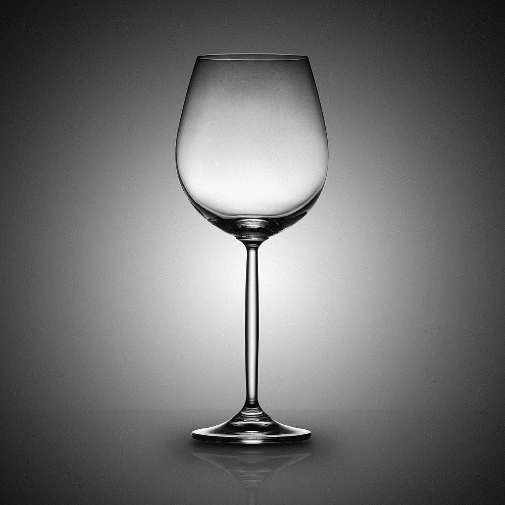 PS抠图教程：如何抠出透明的高脚玻璃杯
