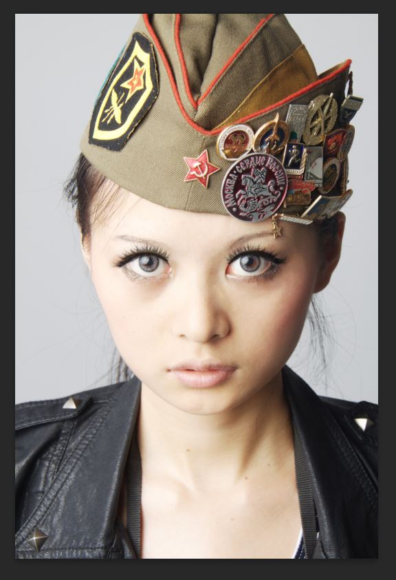 PS如何给人像增加上美美的睫毛？