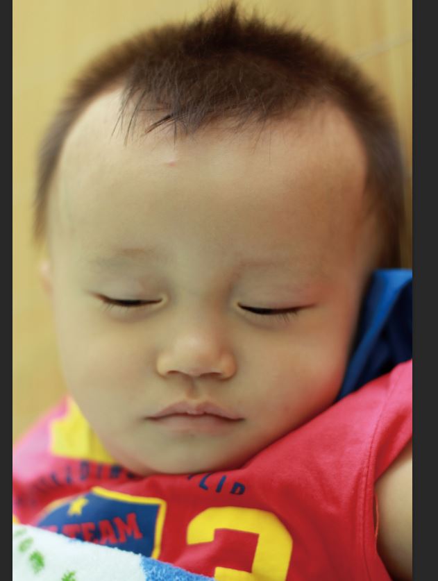 PS怎么对人物眼睛进行xiutu